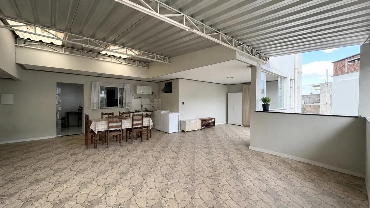 Casa Tríplex Mar de Espanha - Rua do Campo das Palmeiras - Foto 3